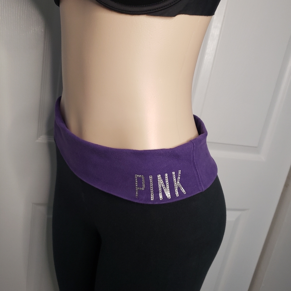 SOLD VS Pink Yoga Capri Leggings - Picture 5 of 8